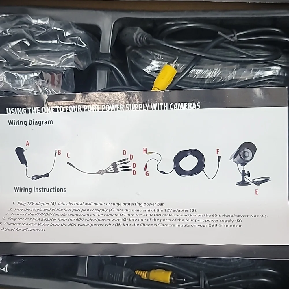 Defender Sp301-C Security Cameras with cables set of 4 new in box nwt